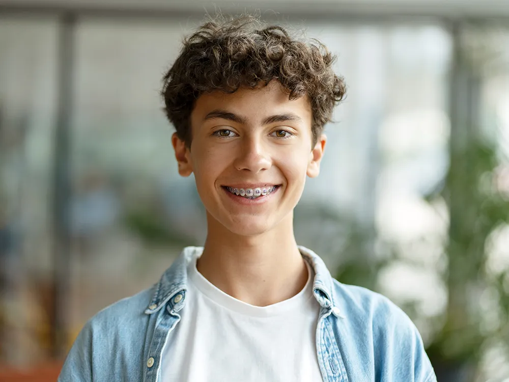 Traitement orthodontique adolescent — appareil classique, lingual ou gouttières